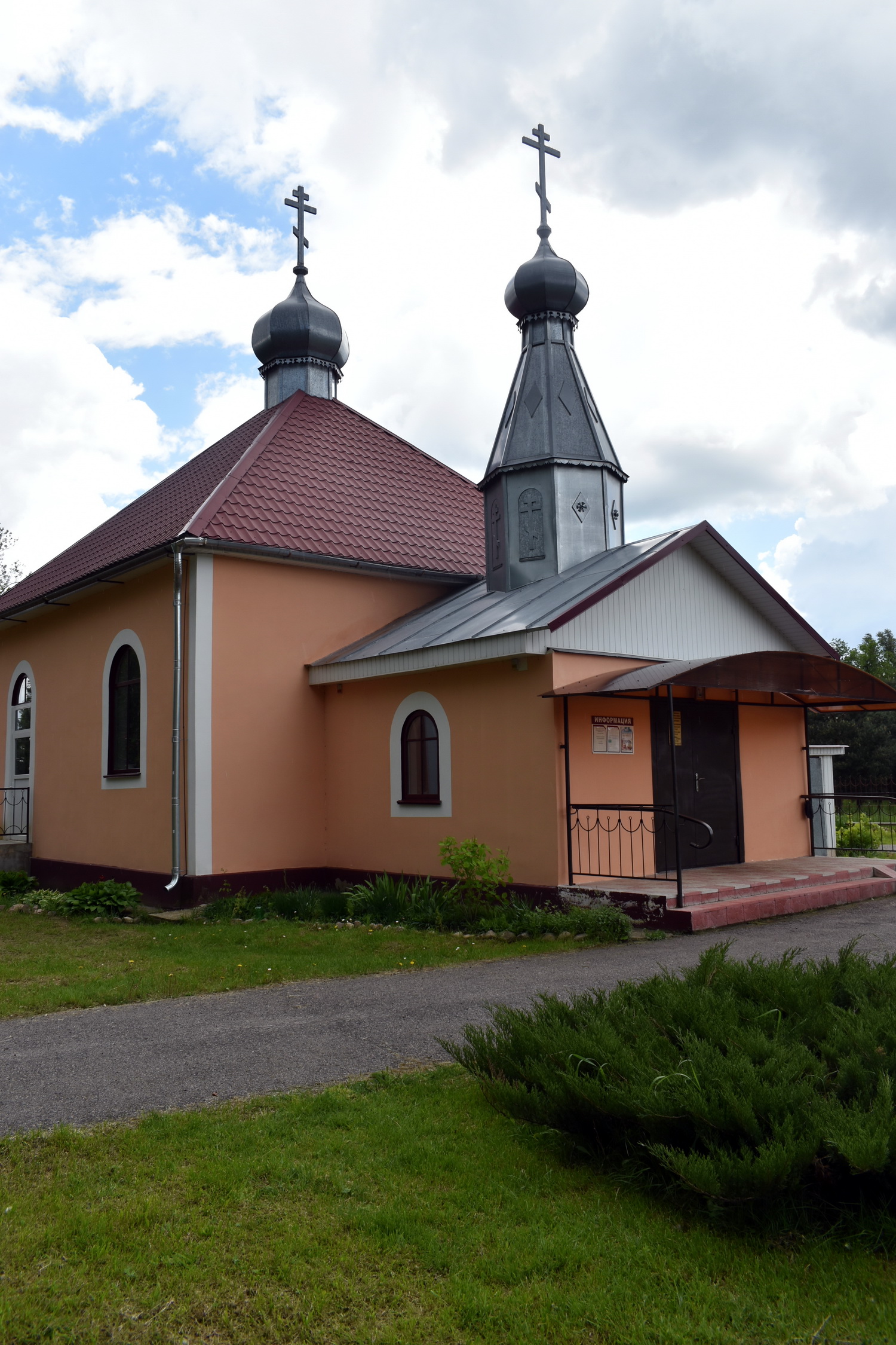 храм св.вмч. Георгий Победоносец в аг.Красный Берег 