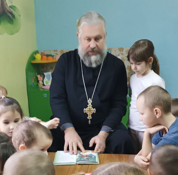 Беседу ведёт протоиерей Андрей Москаленко