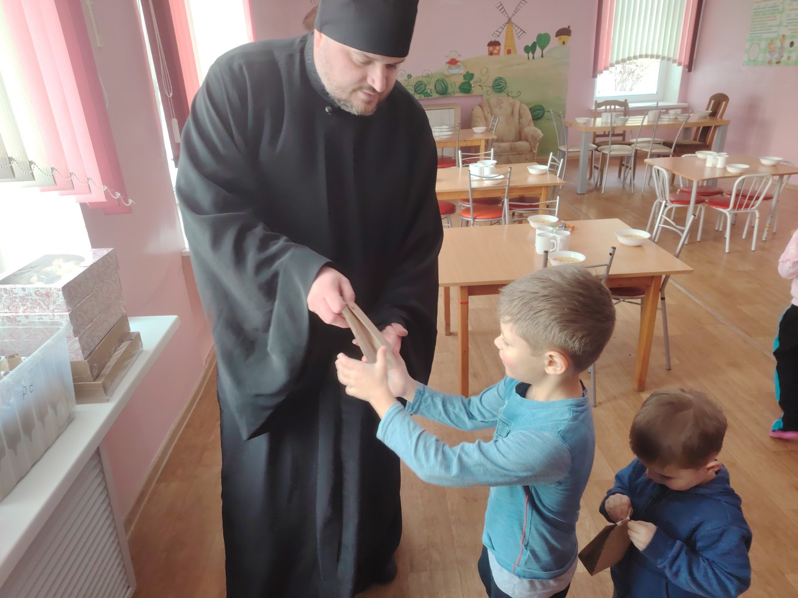 Подарки малышам