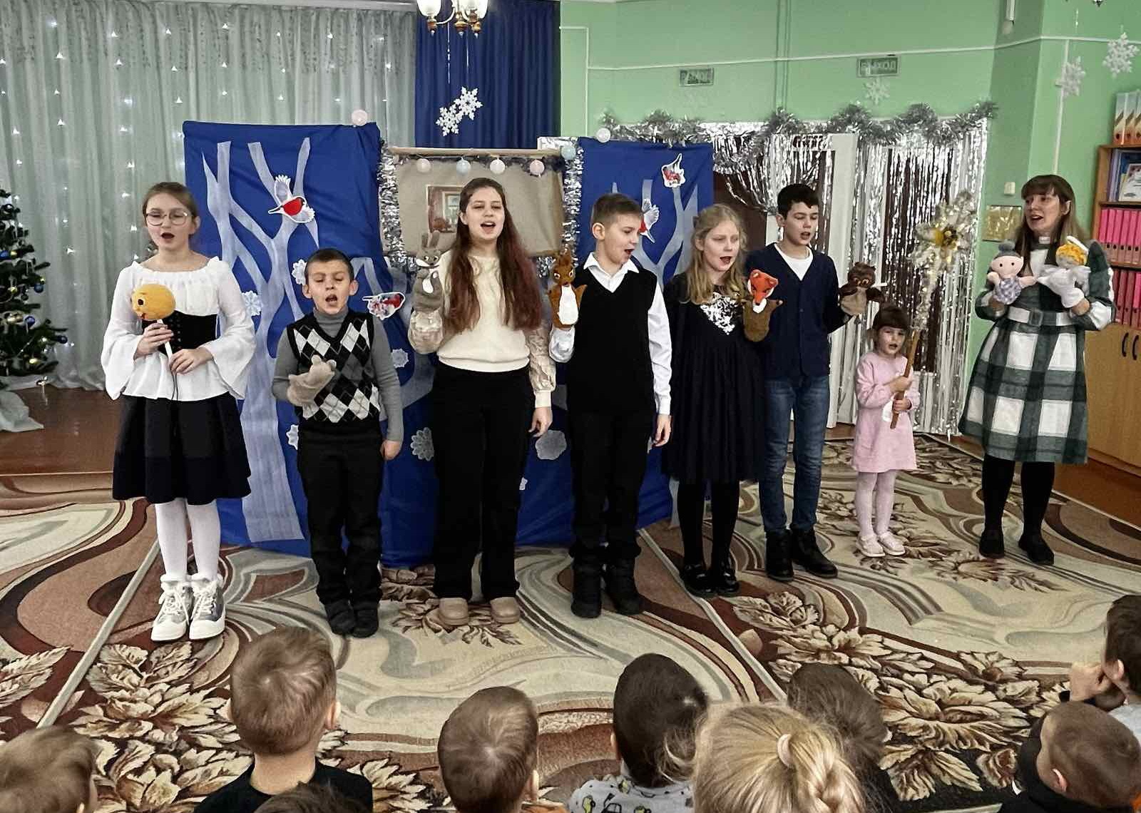 Протоиерей Пётр Гараев с детьми