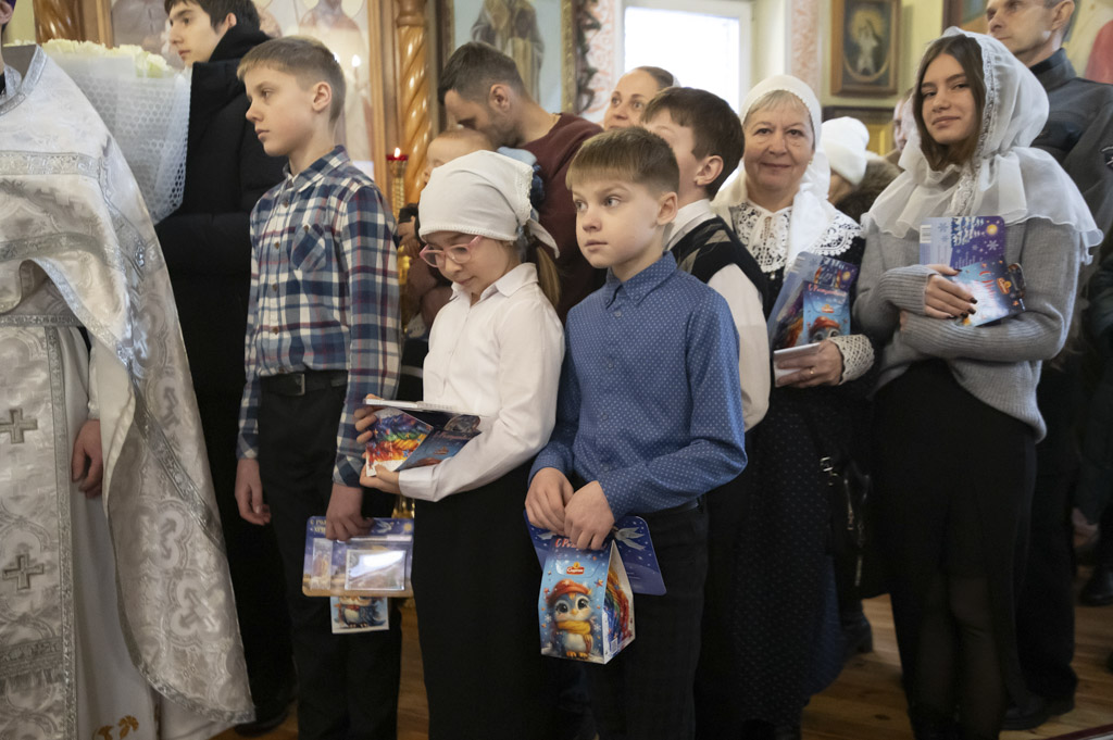 Подарки детям