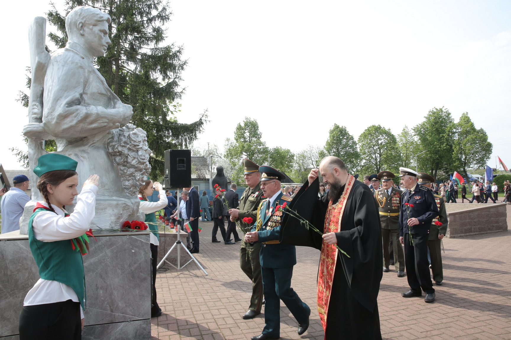 Возложение цветов