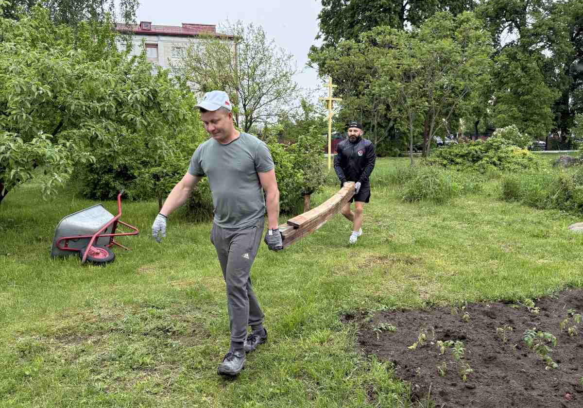 За работой