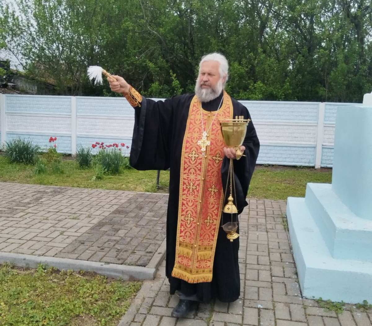 Освящение мест захоронений